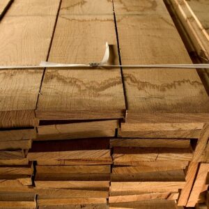 Sawn Prime Two-Square Edged Oak 27mm (per cubic foot)