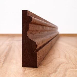 Victoriana Black Walnut Architrave (Set)